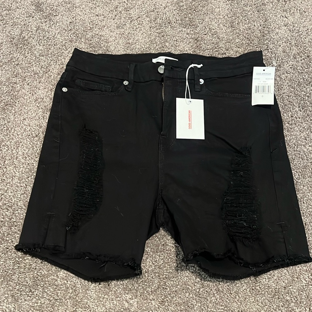 Good American Cut Off Short